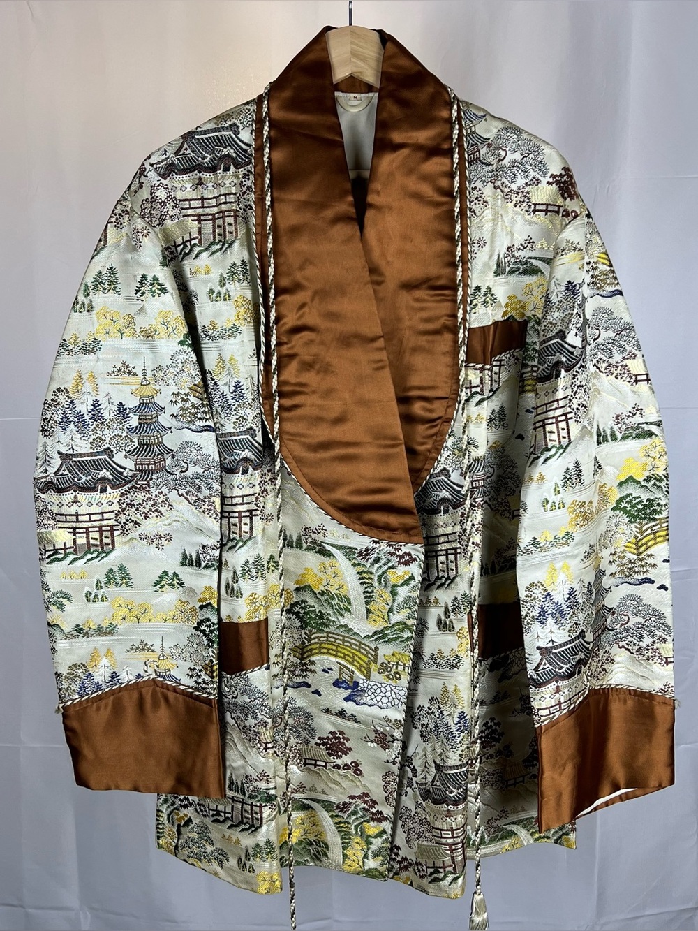 Vintage 1950s Japan Damask Satin Smoking Jacket Size Medium Souvenir Robe